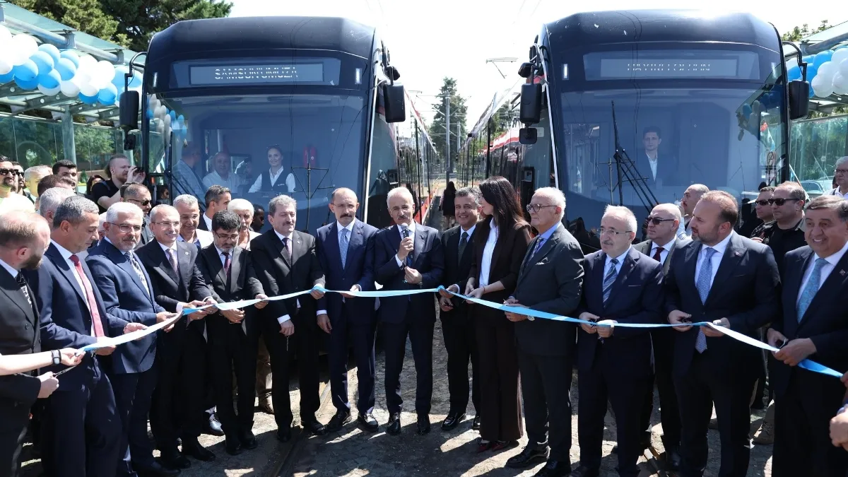 Samsun'un Yeni Tramvaylarına Vatandaşlardan Tam Not
