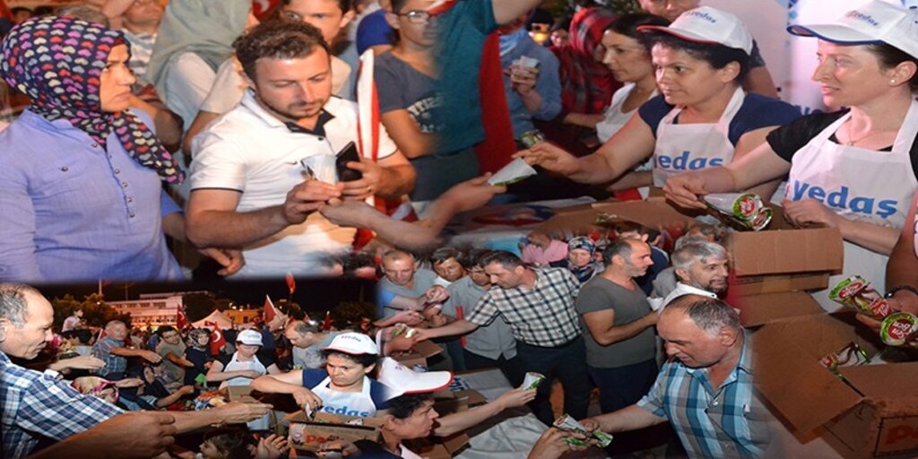 Demokrasi nöbetçilerine YEDAŞ’tan dondurma ikramı