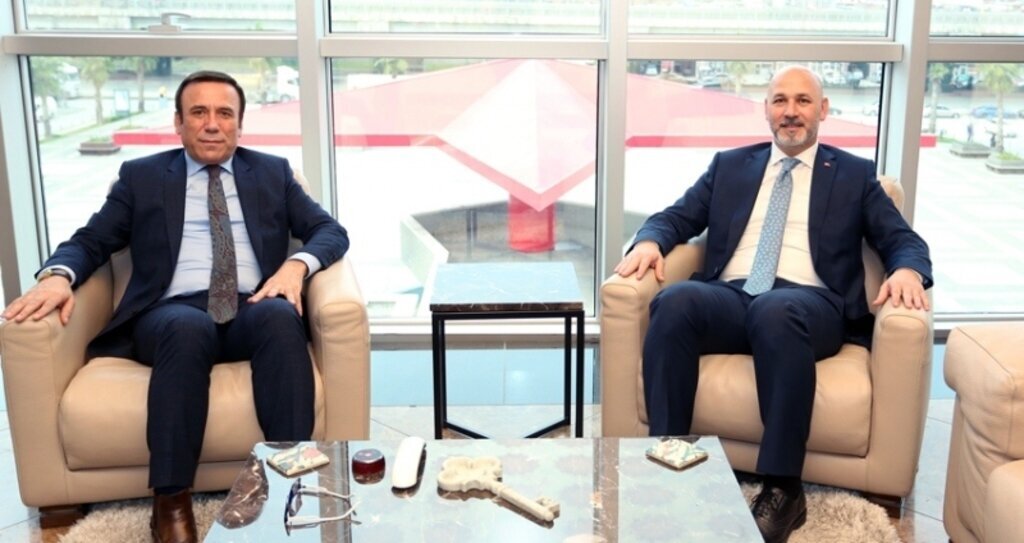 Karaduman'dan Genç'e ziyaret
