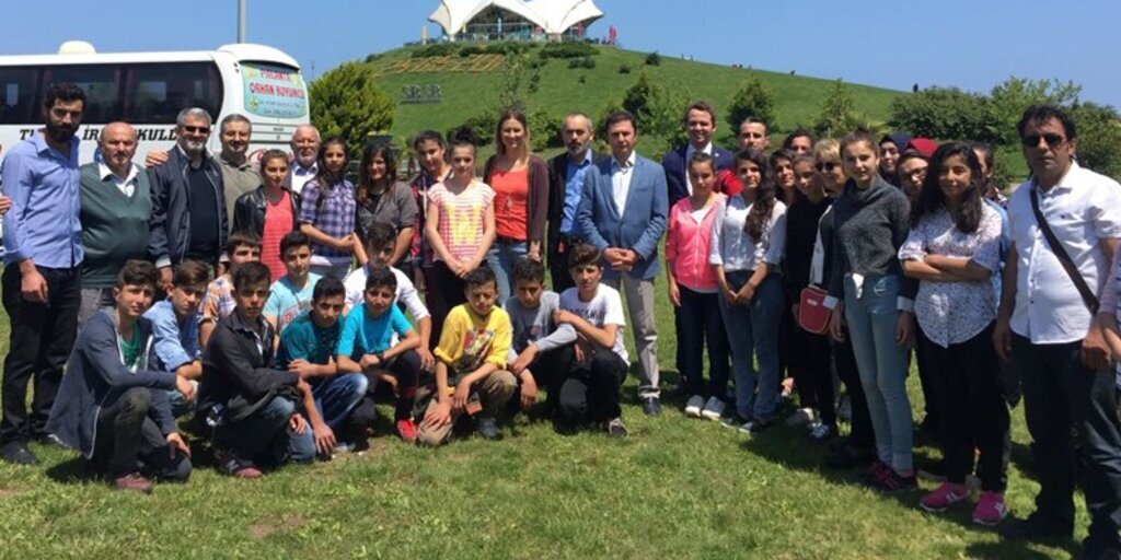 Sarayköy ilköğretim okulu öğrencilerine başarı ödülü