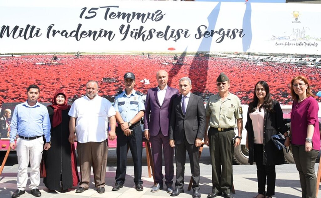 15 Temmuz Milli İradenin Yükselişi Sergisi Tekkeköy'de açıldı