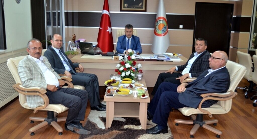 19 Mayıs Belediye Başkanı Topaloğlu’na ziyaret