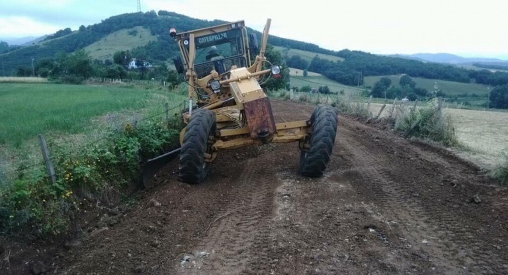 19 Mayıs İlçesi'nde mahalle yollarında asfalt öncesi bakım