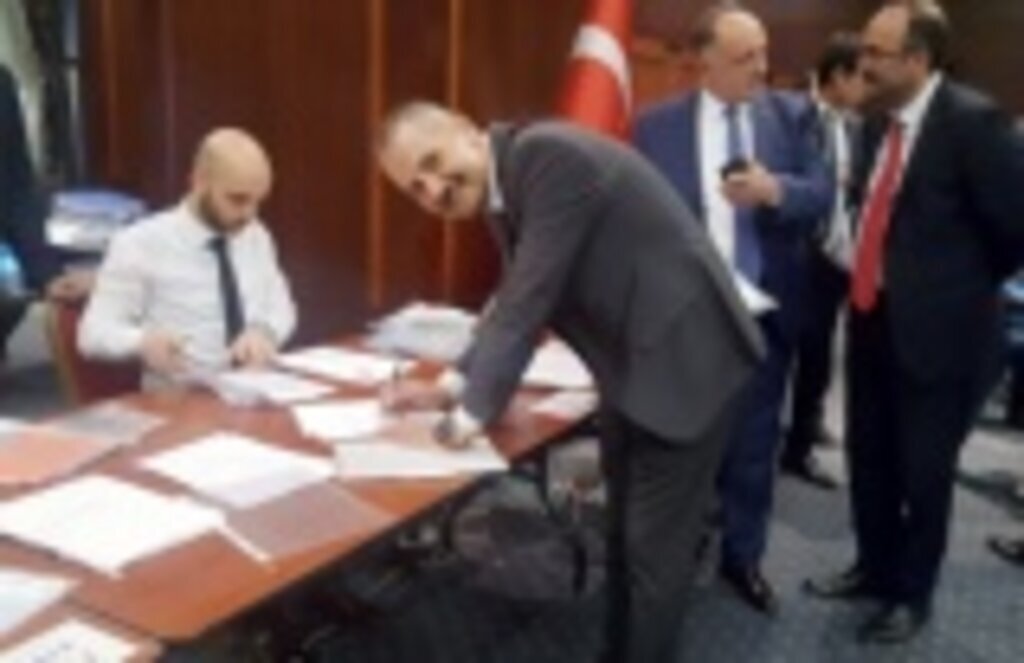 Doktor Mustafa Uzun Milletvekili Aday adayı oldu