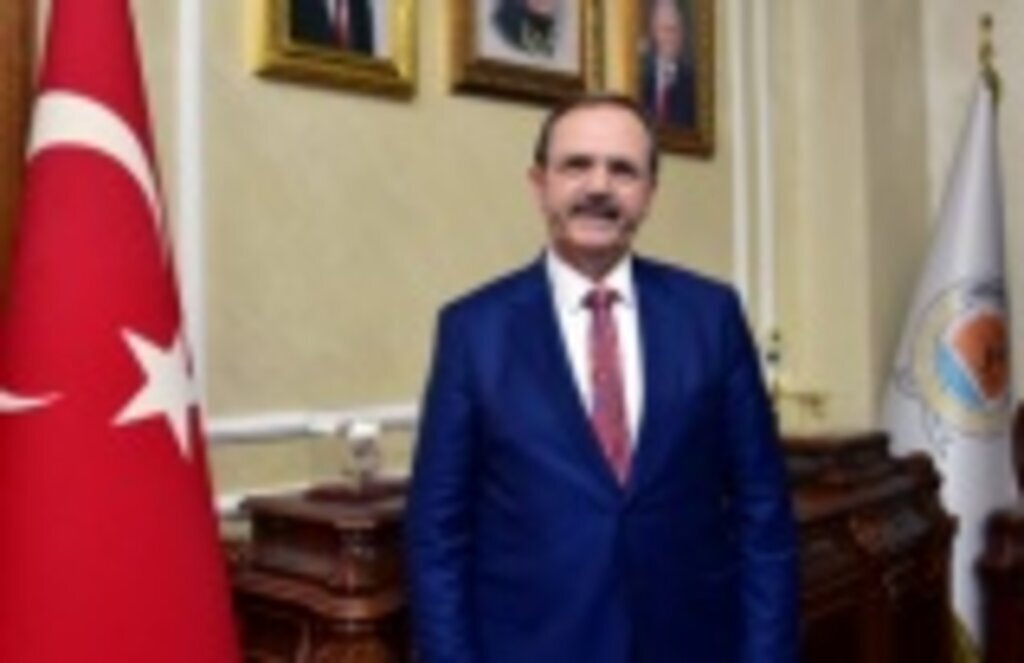 Başkan Zihni Şahin'den 19 Mayıs Mesajı