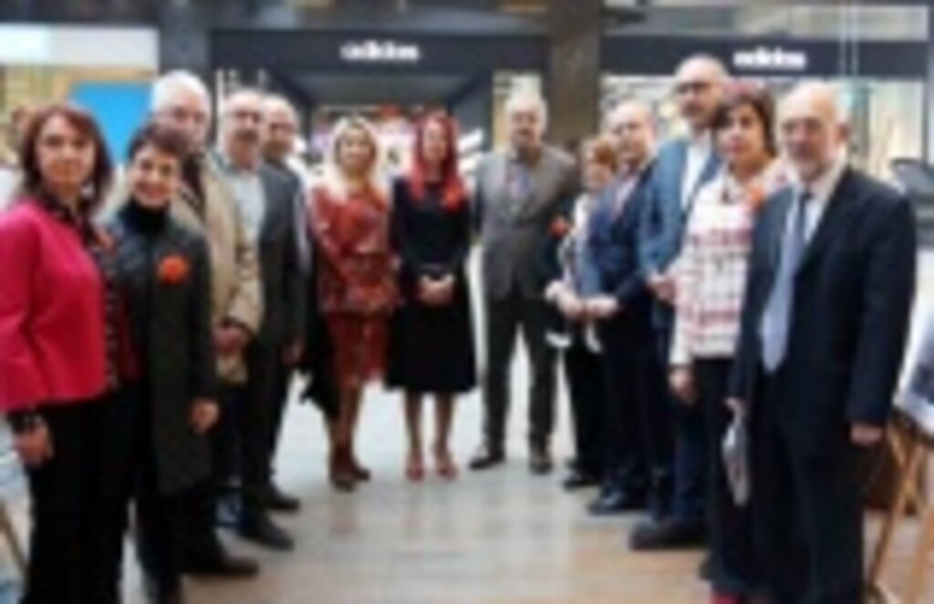 'Bu Utanca Dur Deyin' temalı fotoğraf sergisi açıldı