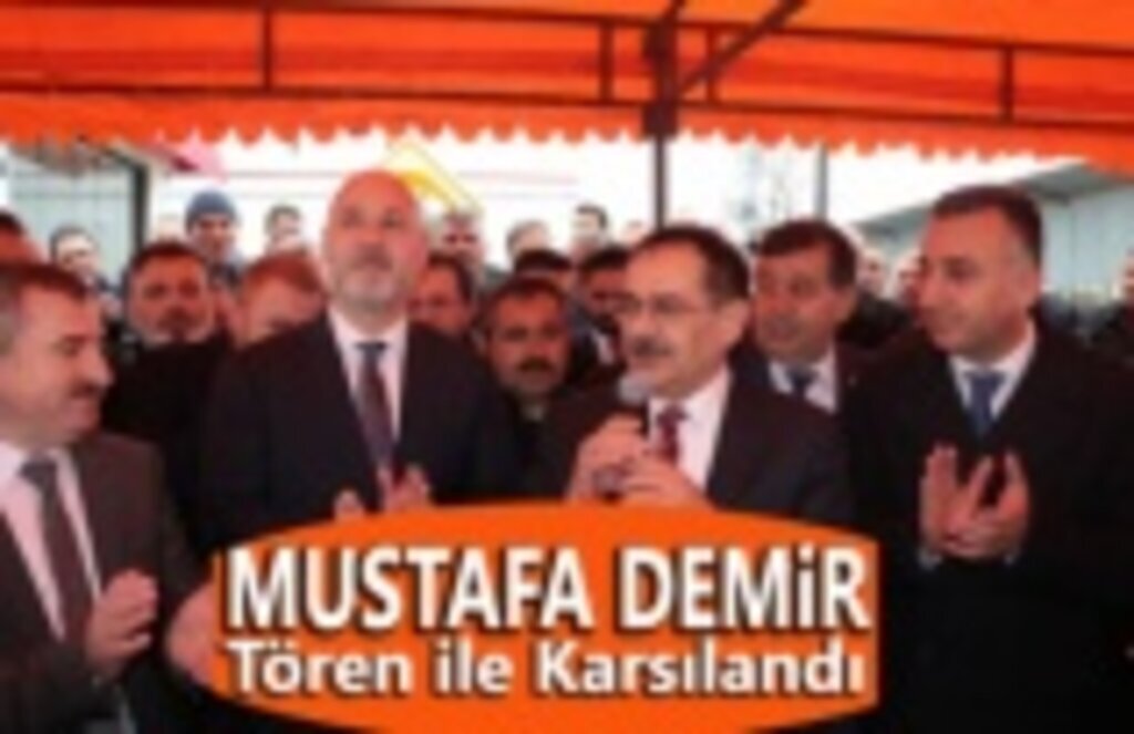 Mustafa Demir törenle karşılandı