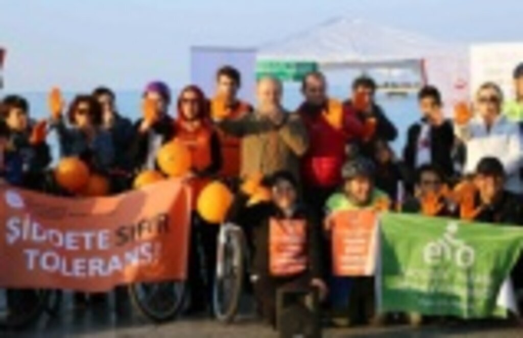 Pedallar ‘Şiddete Sıfır Tolerans’ sloganıyla çevrildi