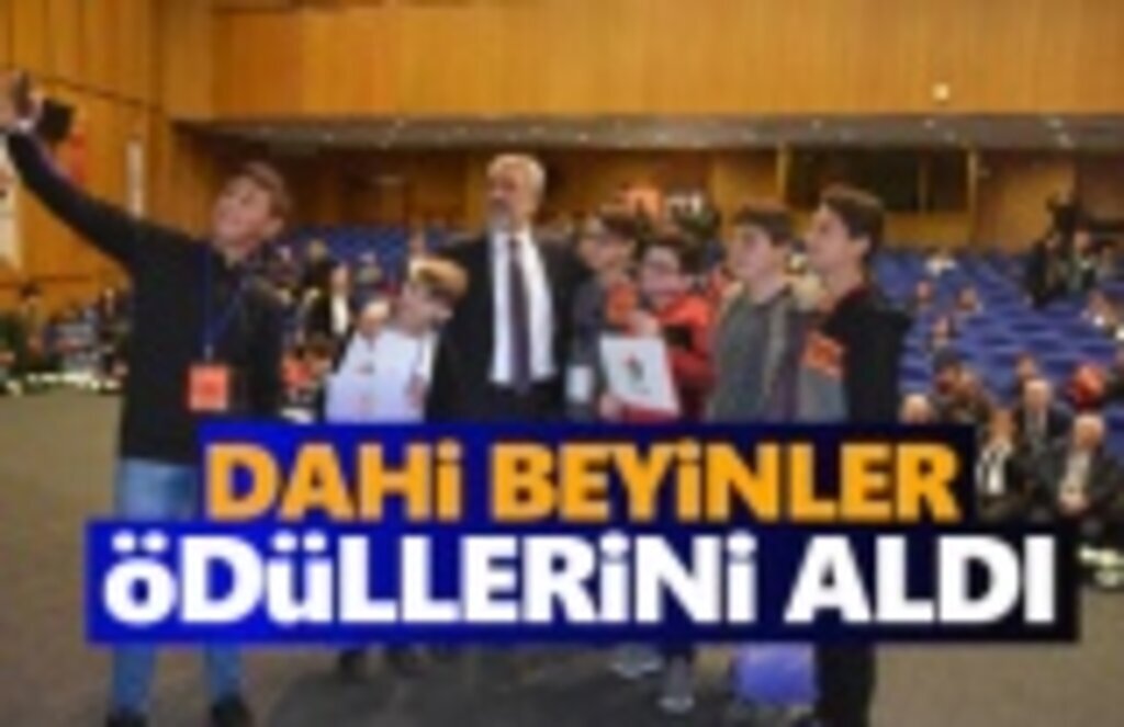 Dahi Beyinler Ödüllerini Aldı