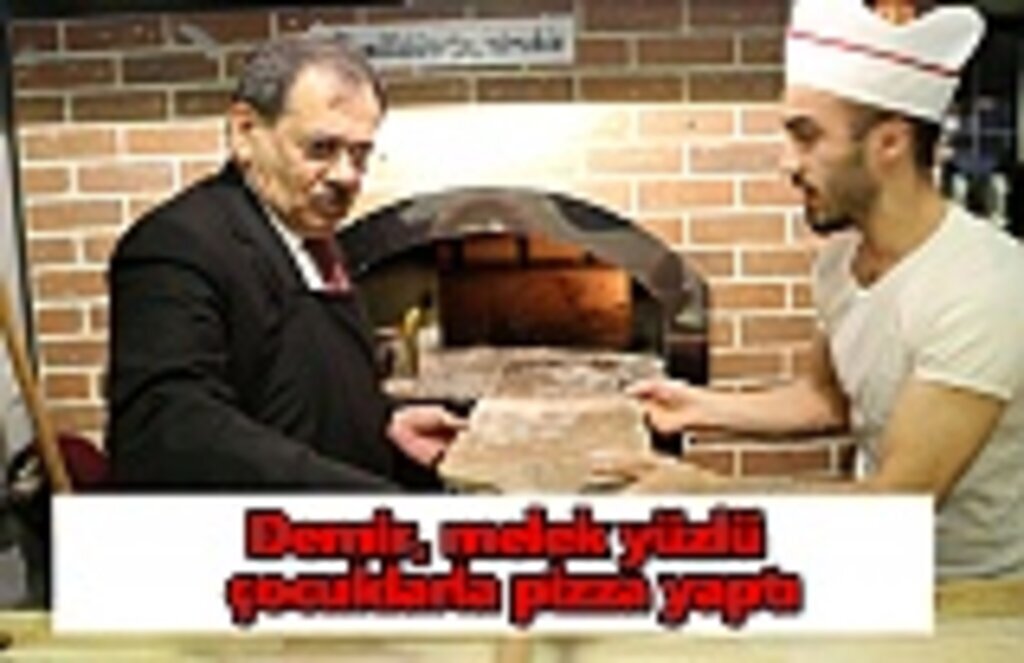 Demir, melek yüzlü çocuklarla pizza yaptı