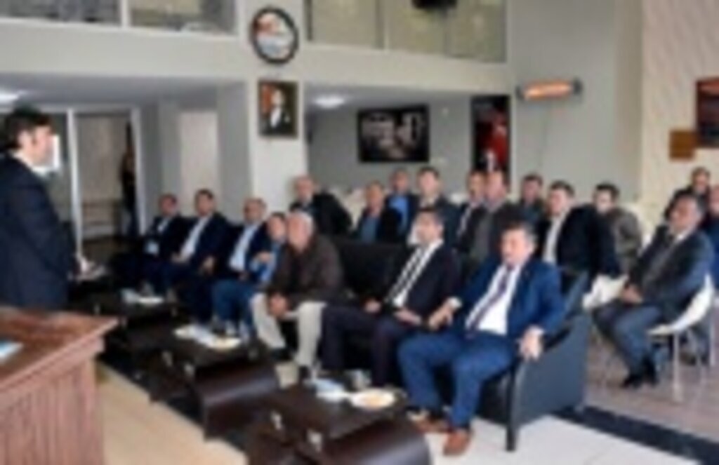 Başkan Kıyma Yakakentli muhtarlarla biraraya geldi
