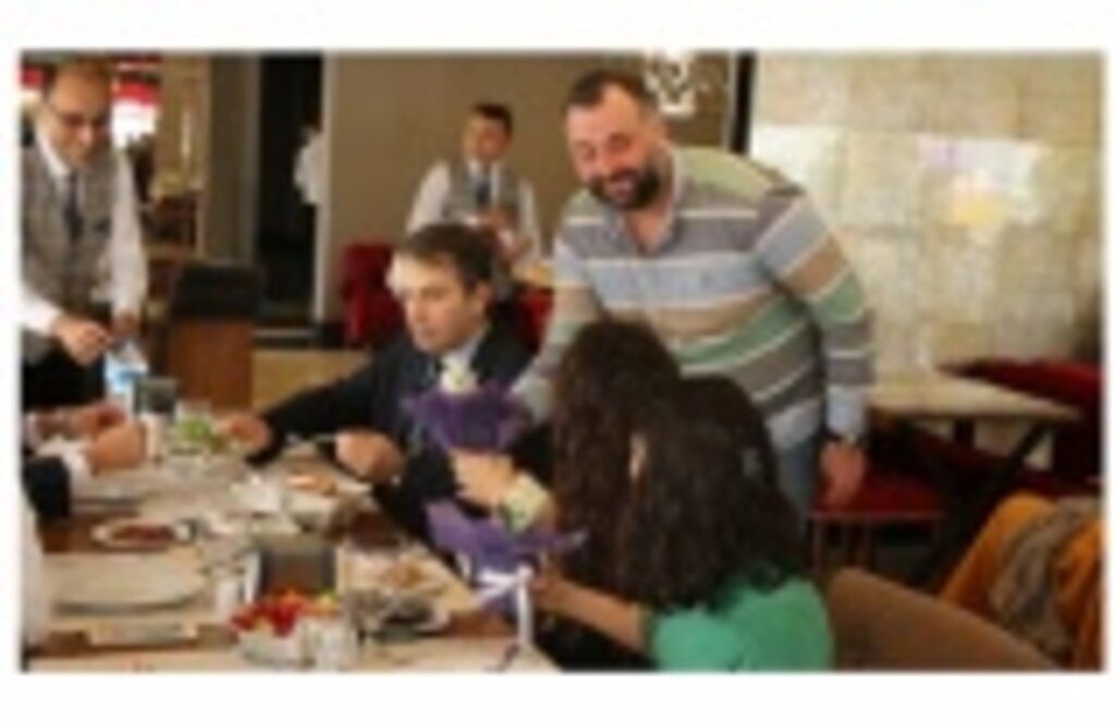 Zevahir Restoran turistlerin uğrak noktası oldu!