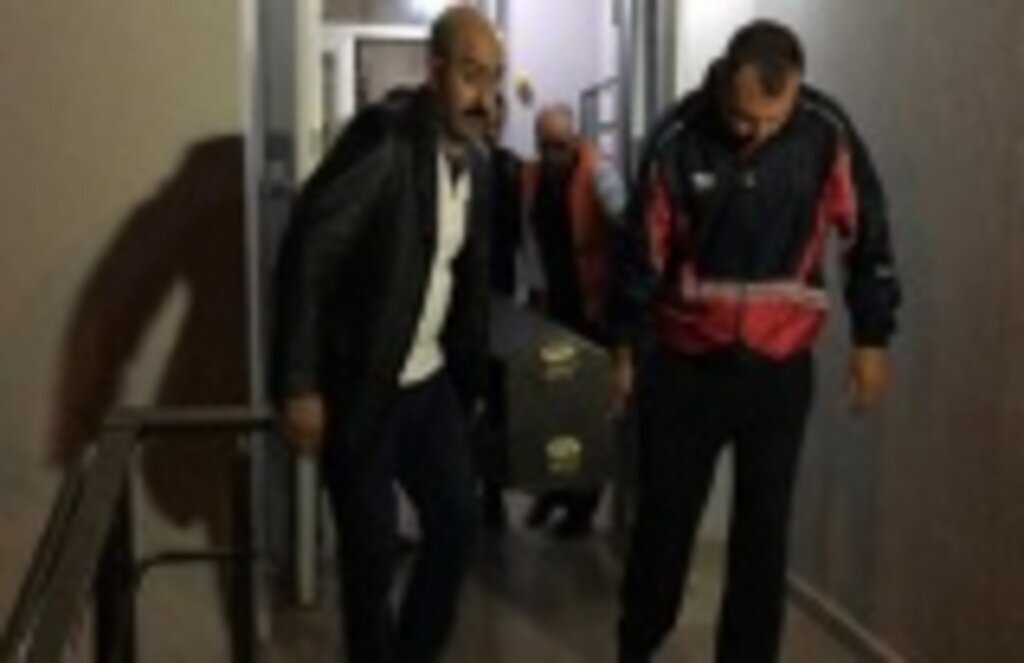 Samsun’da elektrikli sobanın yanında ölü bulundu!