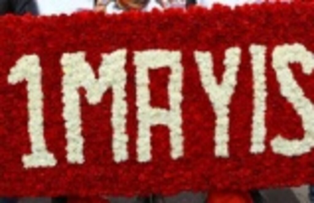 HAK-İŞ 1 Mayıs'ı Cumhuriyet Meydanı'nda kutladı