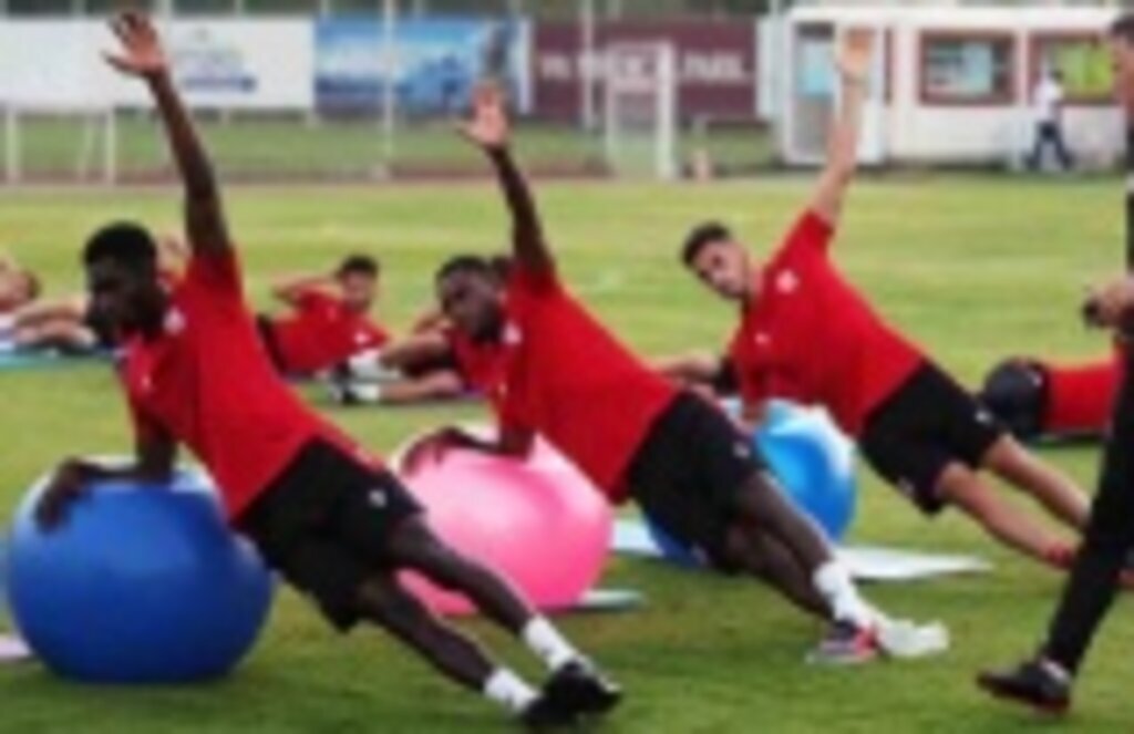 Samsunspor'da Ange-Freddy Plumain ve Guy Serge Cedric Yameogo idmanda