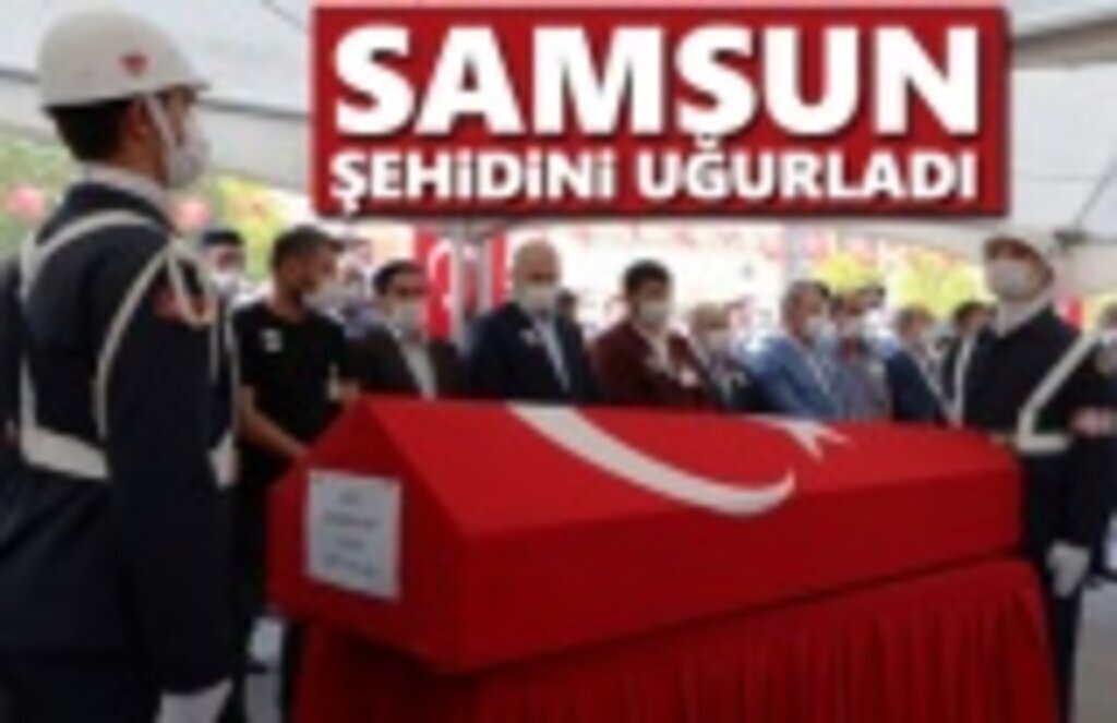 Samsunlu Yüzbaşı Mahmut Top son yolculuğuna uğurladı