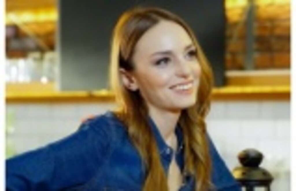 Nilperi Şahinkaya Yasak Elma dizisine katılıyor