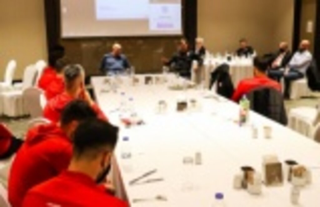 Yüksel Yıldırım Samsunspor'u konakladığı otelde ziyaret etti