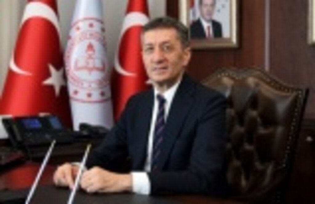 Hafta sonu serbestliğine Milli Eğitim Bakanı Selçuk'tan çağrı