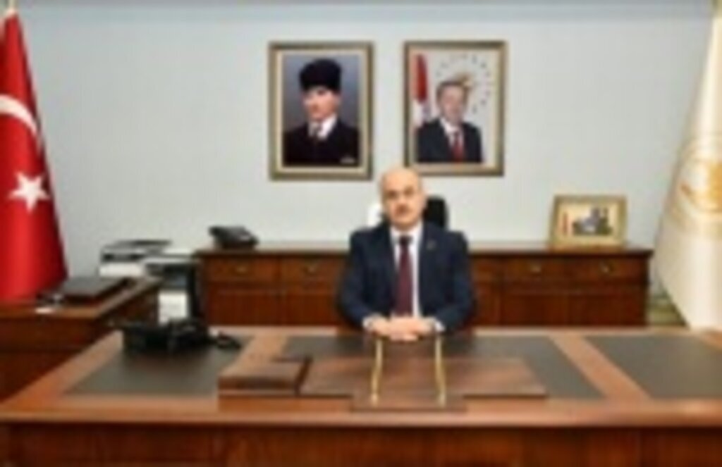 Samsun Valisi Dağlı'dan 19 Mayıs Mesajı