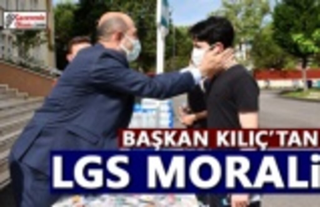 Başkan Kılıç öğrencilerle tek tek ilgilendi