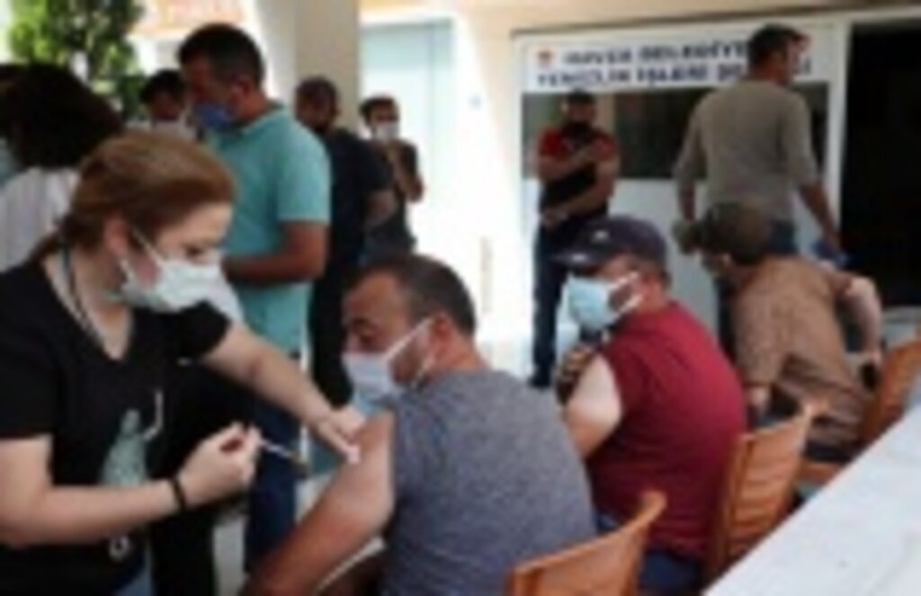 Havza Belediyesi'nde personel aşılandı