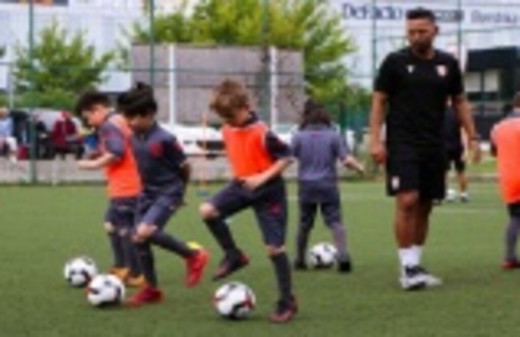 Samsunspor Futbol Okulu antrenmanları başladı