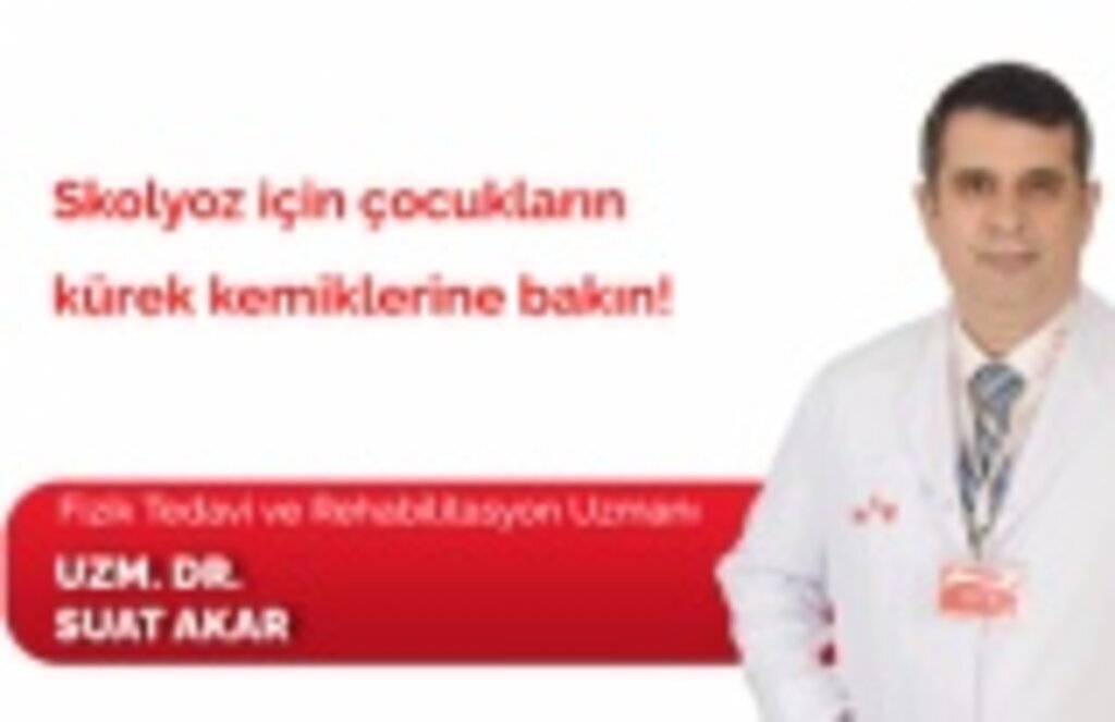 Skolyoz için çocukların kürek kemiklerine bakın!