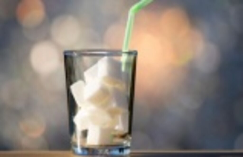 Şekerli içecekleri en çok kimler tüketiyor!