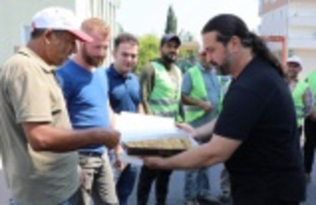 Meclis Üyesi Yıldırım'dan tatlı sürpriz