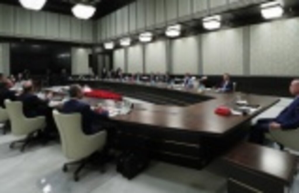 Kabine toplanıyor, Masada 4 önemli başlık var