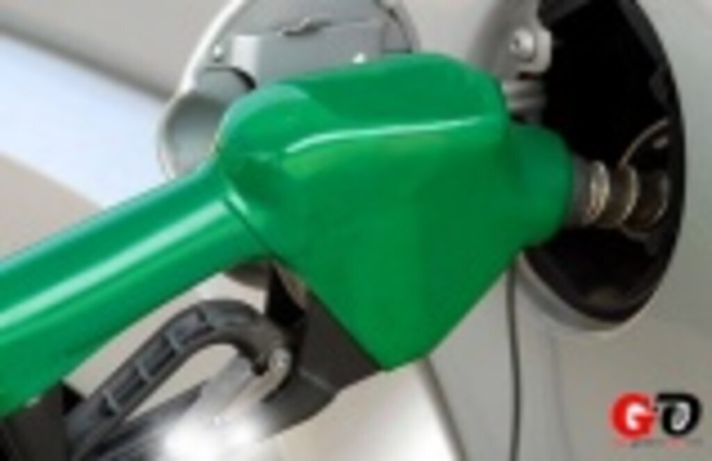 Akaryakıta gelecek zam iptal edildi! Yakıt alacaklar dikkat!