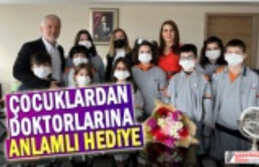 Çocuklardan Doktorlarına Anlamlı Hediye