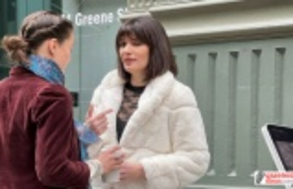 Ayça Varlıer The Real Deal New York sokaklarında