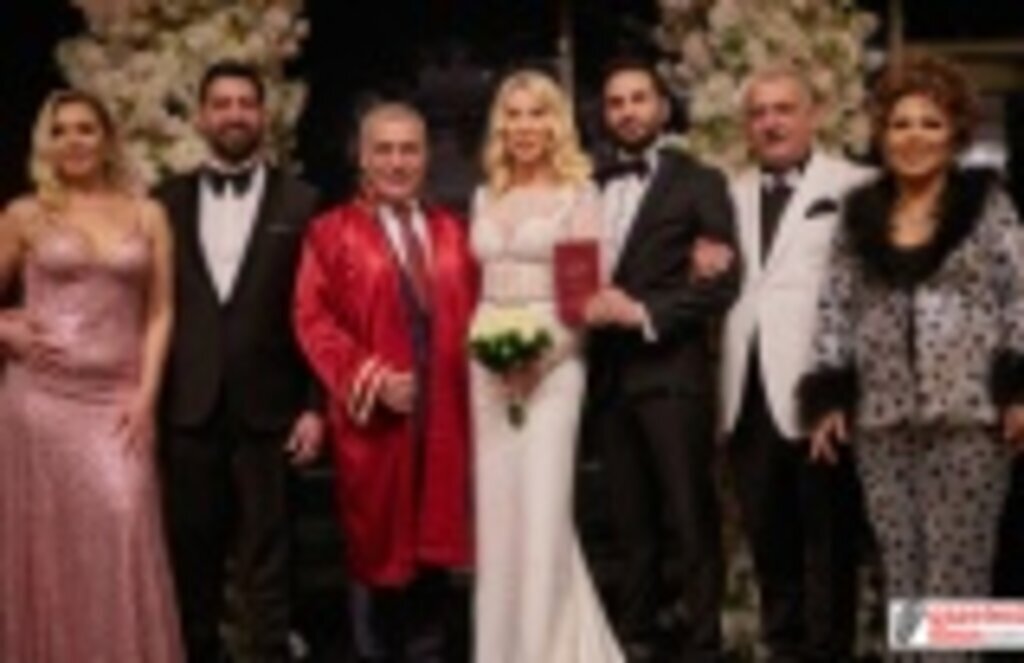 Seda Sayan gelinliği! Seda Sayan nikah şahitliğini kim yaptı?