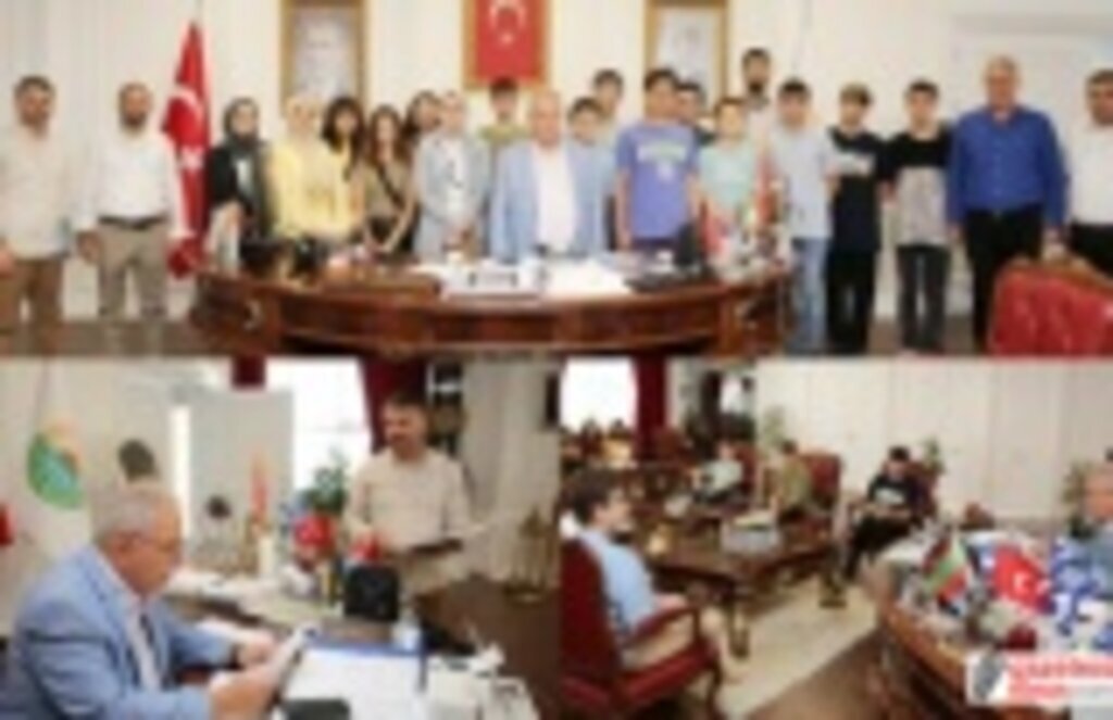 Başarılı öğrenciler mutluluklarını Başkan Demirtaş ile paylaştı