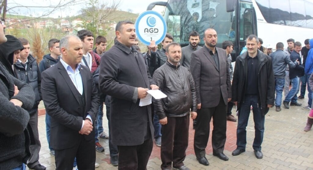 '250 Bin Genç 250 Bin Şehitle Buluşuyor' projesi