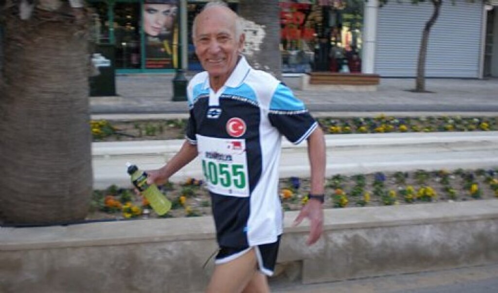 82 Yaşındaki Sporcu Cumhuriyet Koşusu’na Hazır