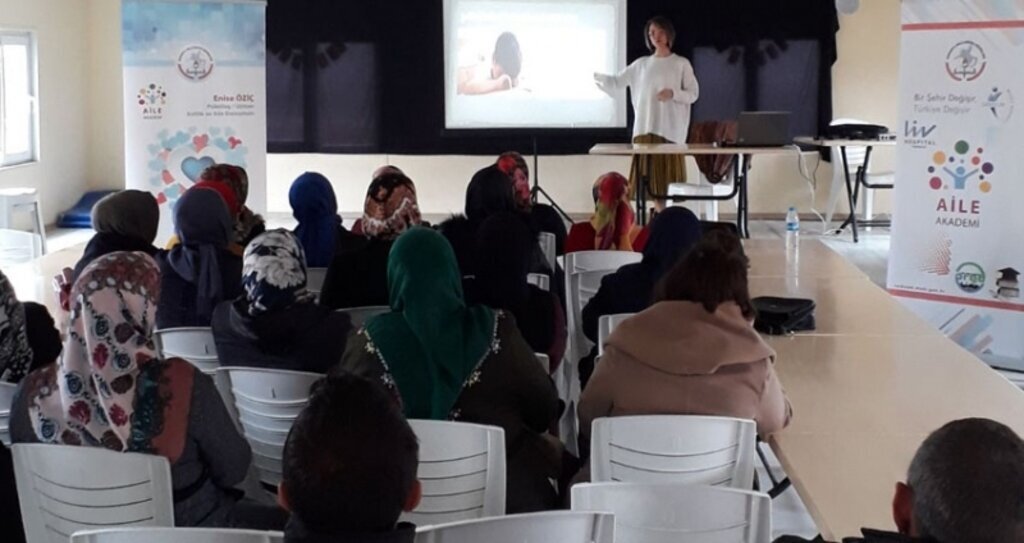 Aile Akademisi Çarşamba'da