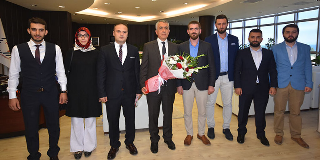 AK Parti Gençlik Kolları'ndan Rektör Bilgiç'e ziyaret