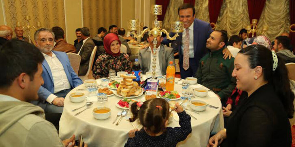 AK Parti ailesi Canik'te buluştu