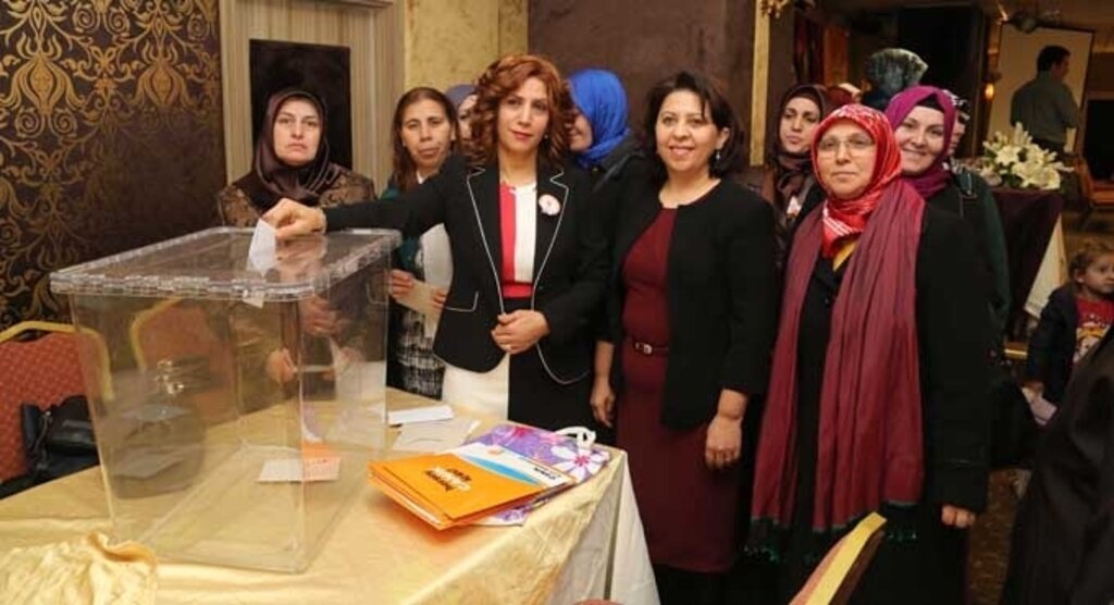 AK Parti Canik Kadın Kolları'nda Gülay Korucu dedi