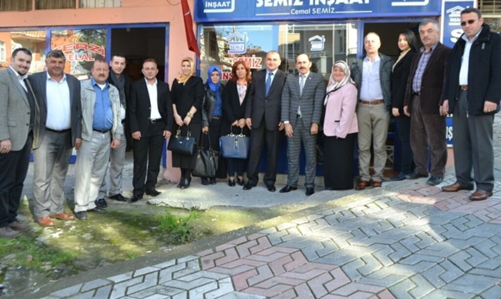 AK Parti İlçe Teşkilatı'ndan Başkan Semiz'e ziyaret