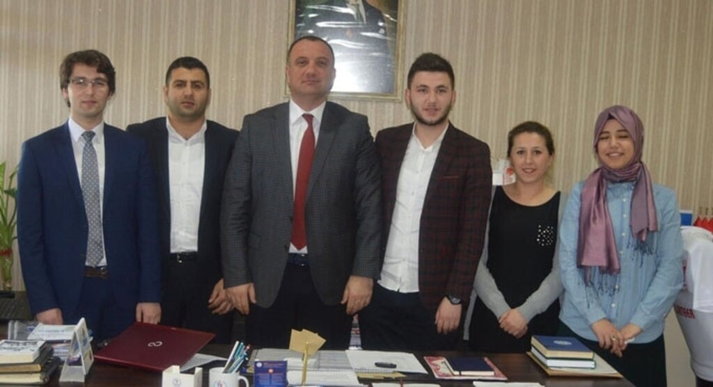 AK Parti İlkadım Gençlik Kolları'ndan Müdür Turan'a ziyaret