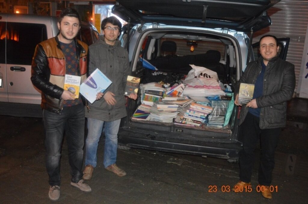 AK Parti İlkadım Gençlik Kollarından örnek davranış