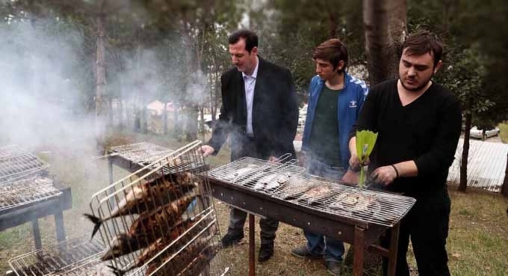 AK Parti İlkadım'dan 'Mangal Balık Günü'