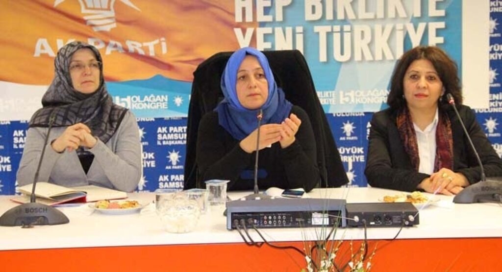 AK Parti Kadın Kolları'ndan istişare toplantısı