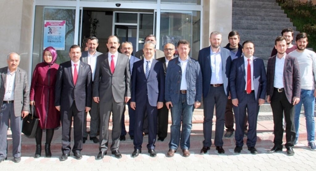 AK Parti Samsun İl Teşkilatı'ndan Başkan Sarıcaoğlu'na ziyaret