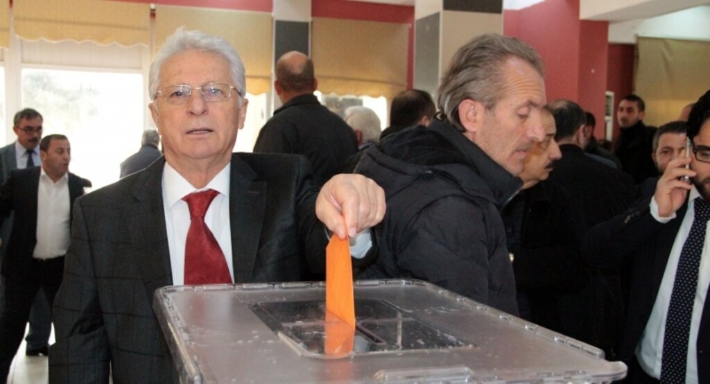 AK Parti'de temayül yoklaması yoğun bir katılım ile gerçekleşti