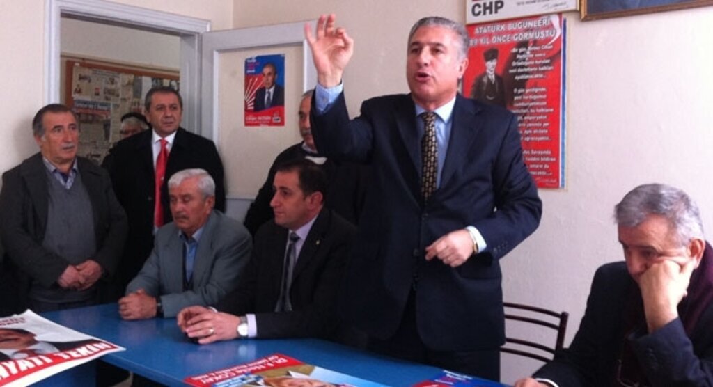 Alaçam ve Yakakent'te CHP'li Müşfik Veysel Erdoğan'a büyük ilgi